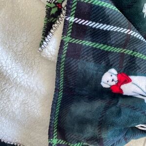 Victoria’s Secret PINK logo throw blanket